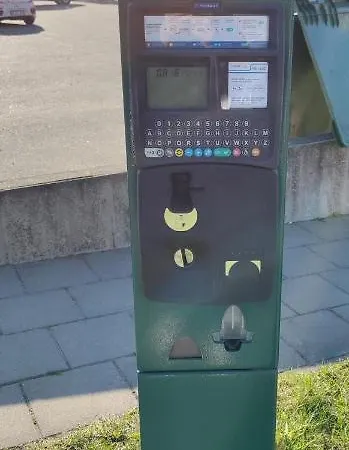 Amber's Bees דירה *